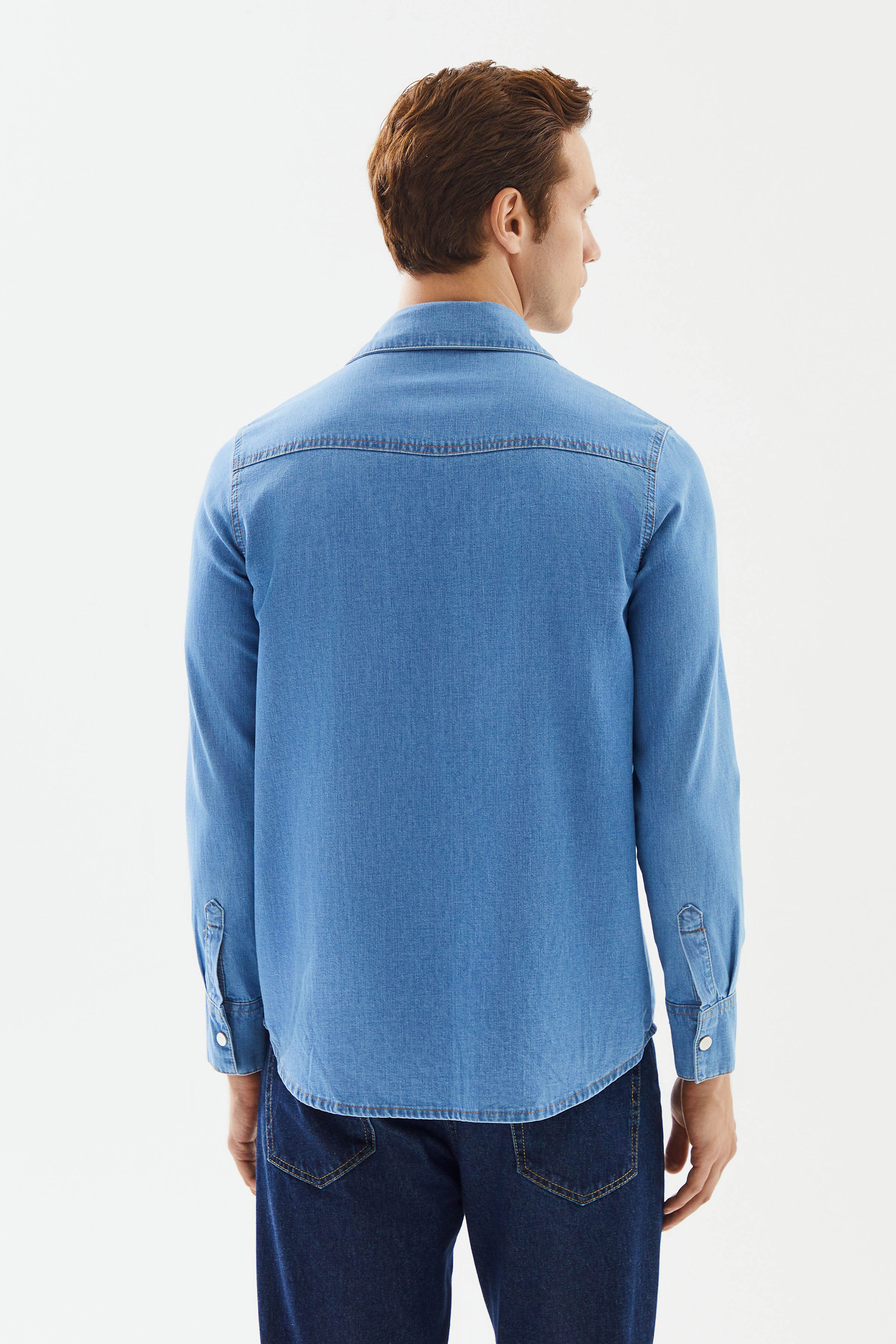 Erkek Açık Mavi Cepli Şerit Detaylı Denim Gömlek