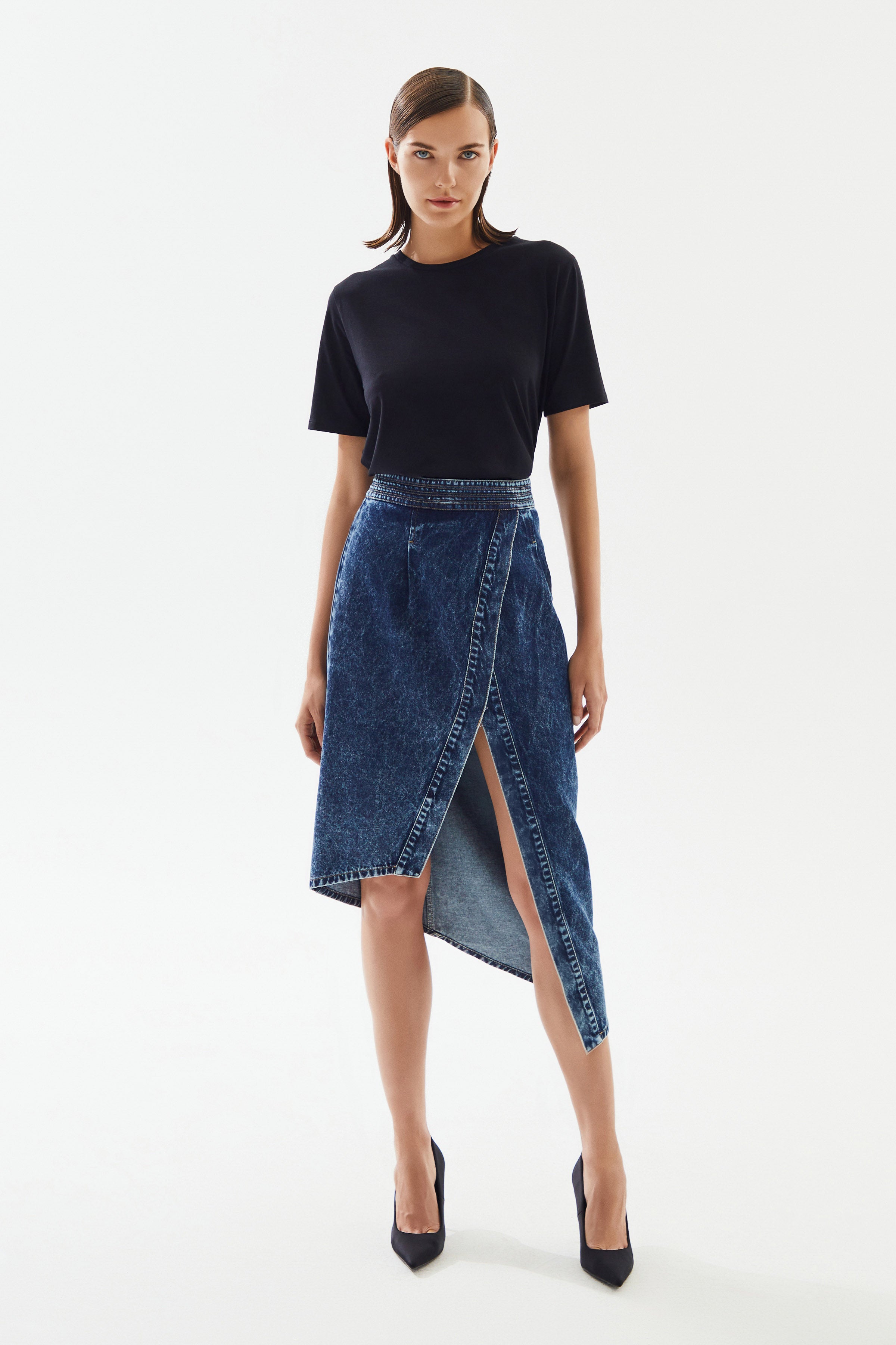 Kadın Asimetrik Yırtmaçlı Denim Etek