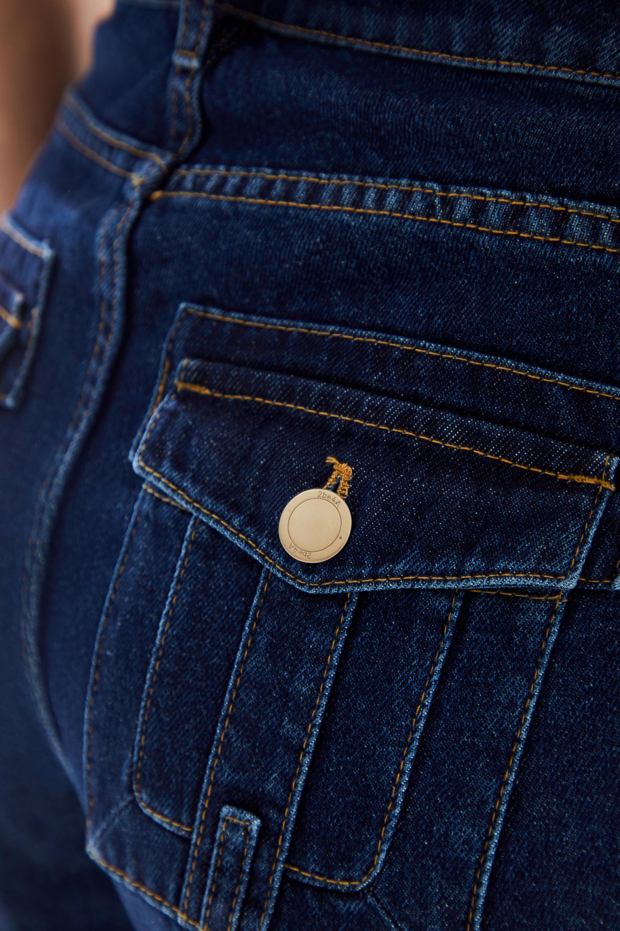 Women's Mid Rise Straight Denim Trousers