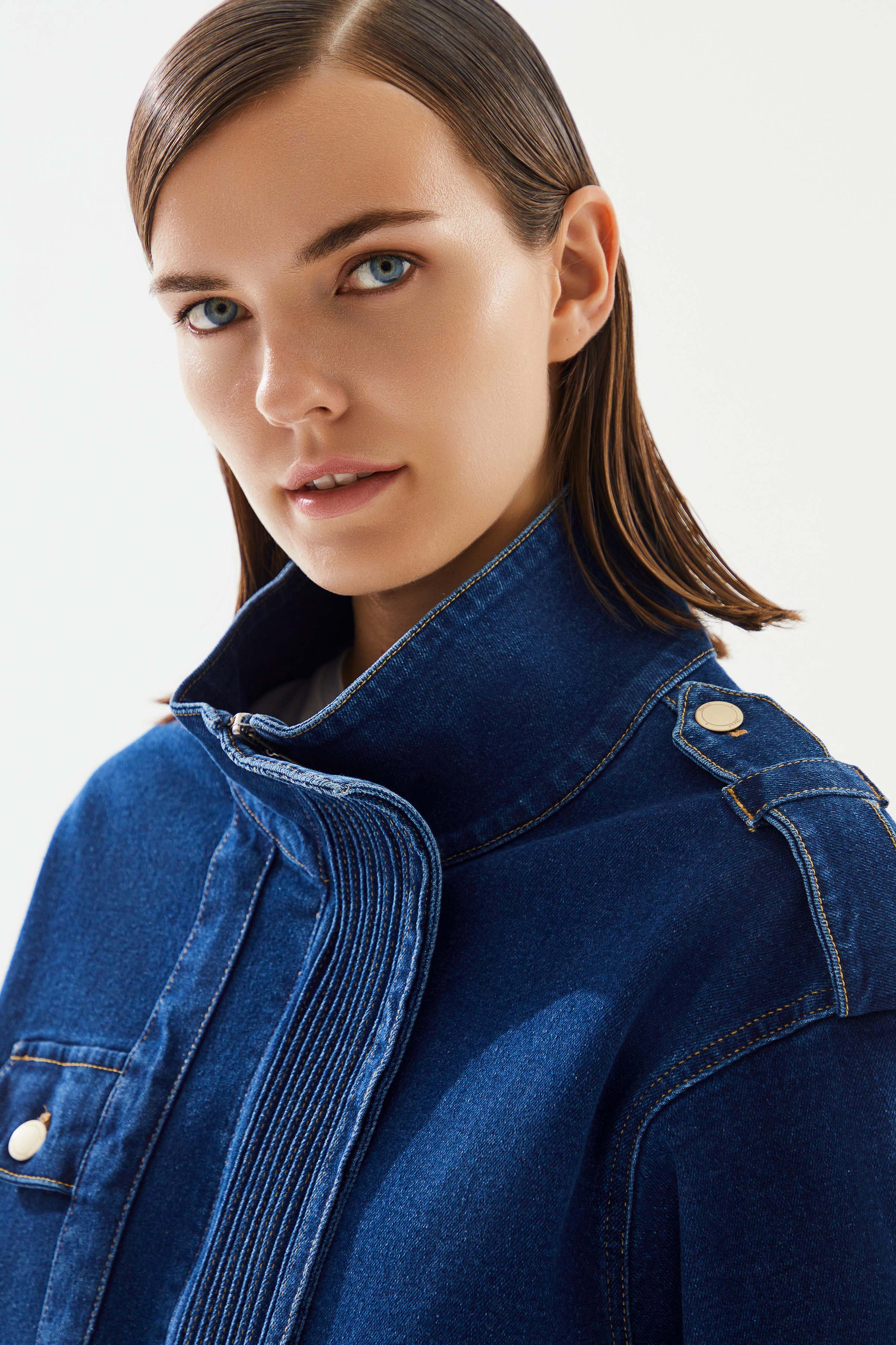 Women's High Collar Denim Jacket