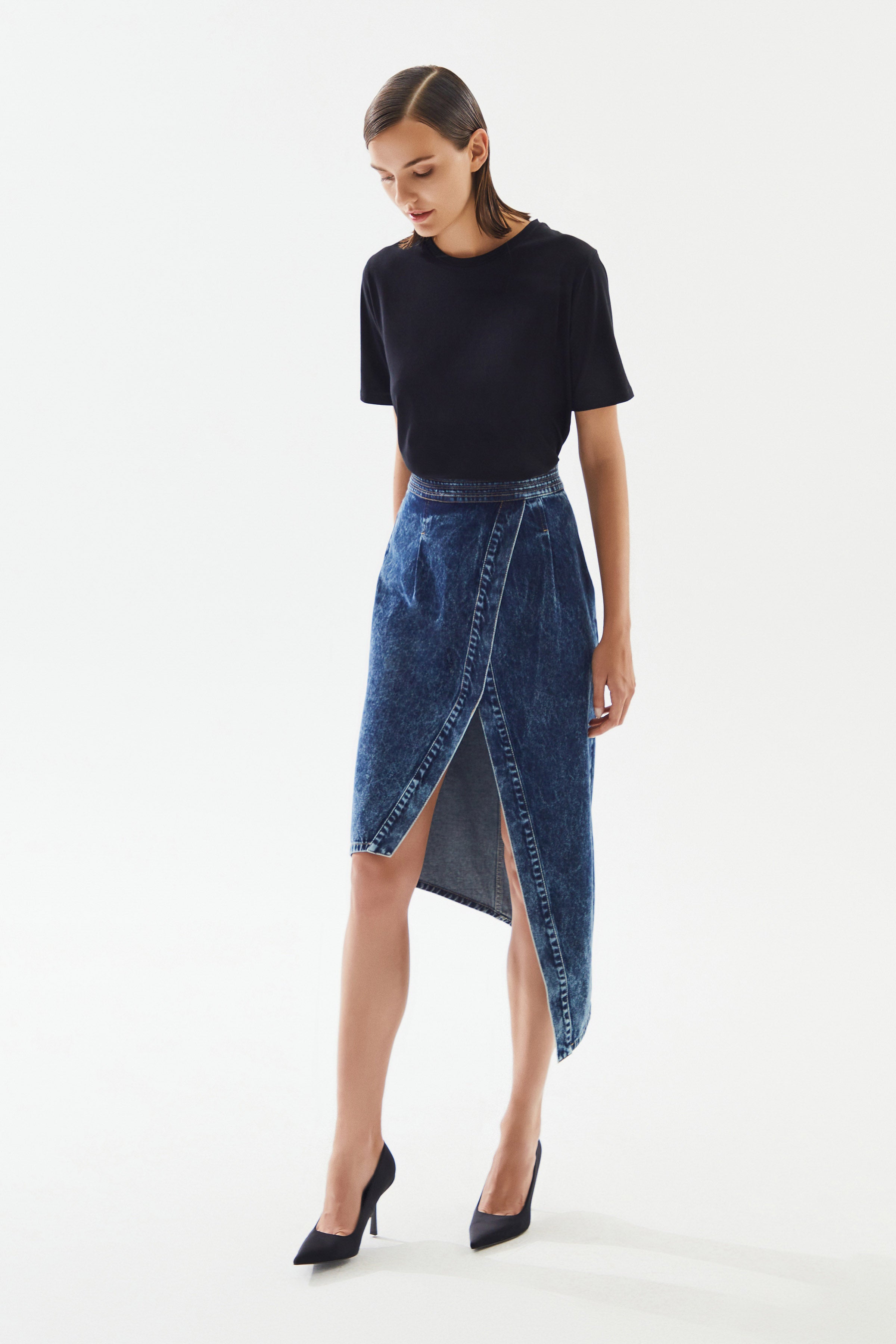 Women's Asymmetrical Slit Denim Skirt