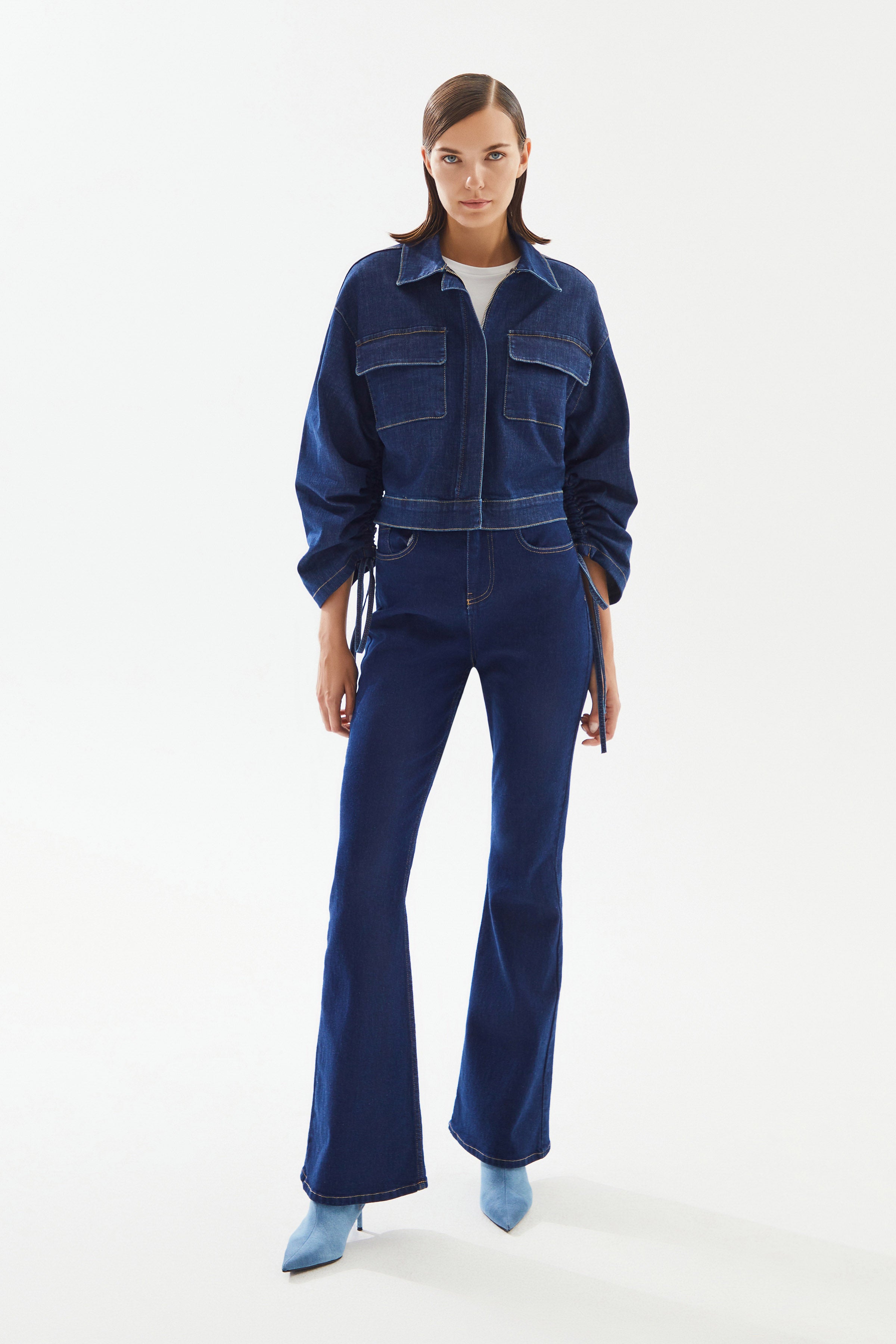 Kadın Kolları Büzgülü Kısa Denim Ceket