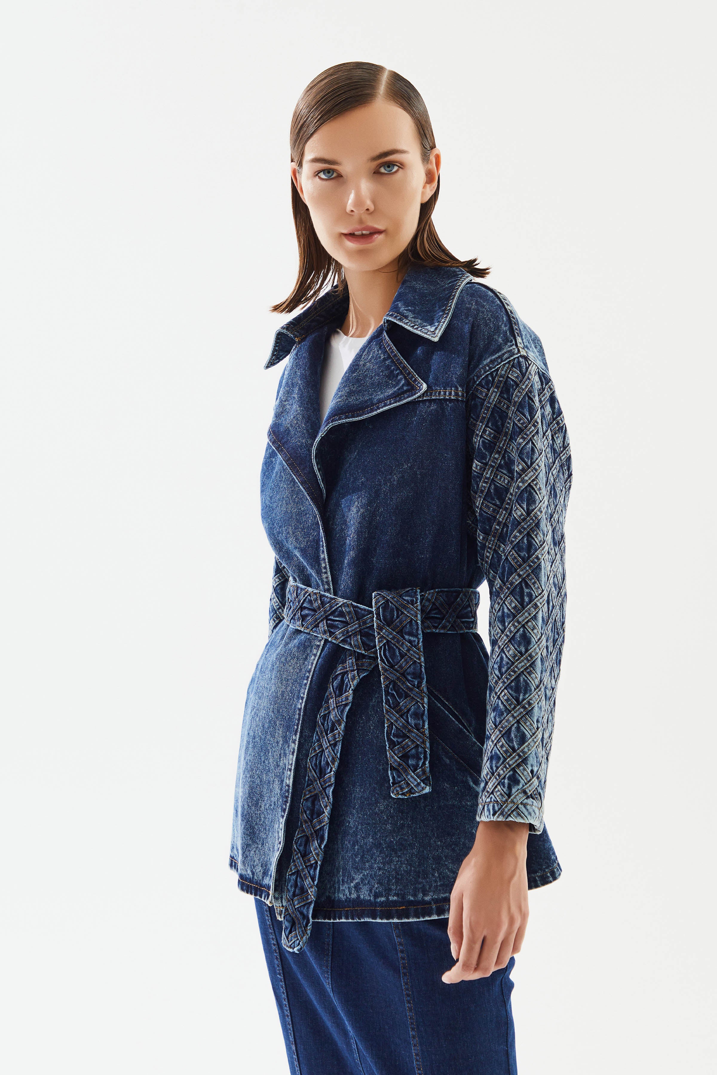 Kadın Şerit Desenli Kemerli Denim Ceket